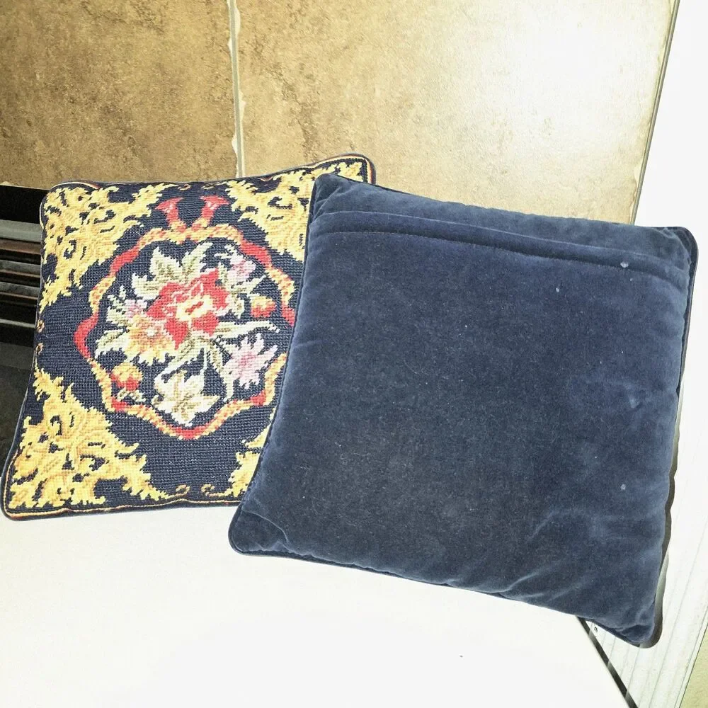 2 Vtg Needlepoint 12x12 Floral Gold Navy Wool Zip Grannycore Sofa Throw Pillows
